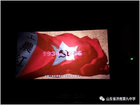 河南方城一学校火灾 致13人遇难1人受伤