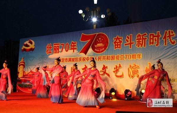 被困在殿堂的学生